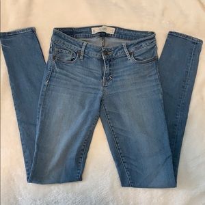 Abercrombie and Fitch Jeans size 4 long